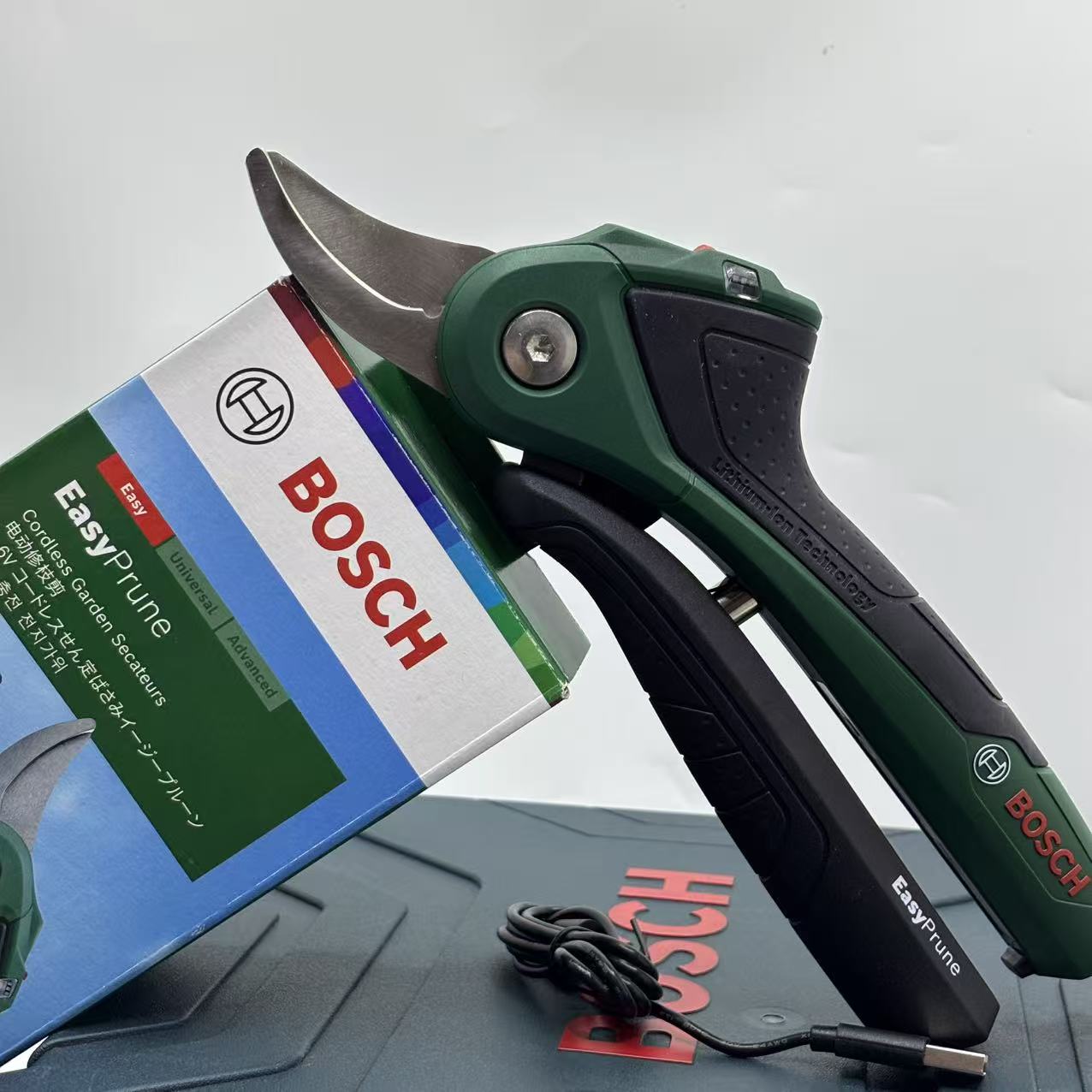 Bosch 3.6V Akülü Akıllı Budama - Smart Garden Usa incelemesi ve fiyatı